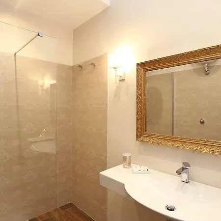 Daplace - Gaia Apartment *